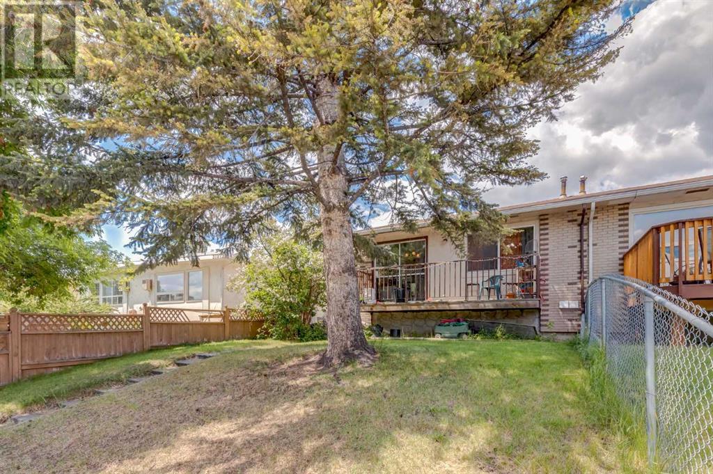 3119 Doverville Crescent SE|Calgary, Alberta T2B1V1