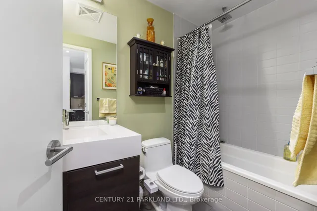 Additional image 18 of 90 Broadview Ave Unit 720