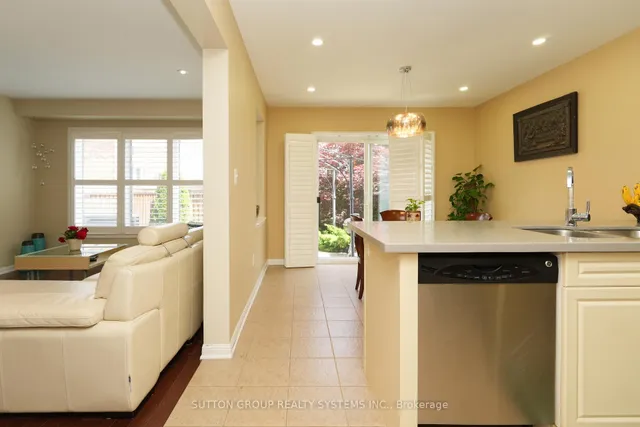 Additional image 13 of 35 Bleasdale Ave