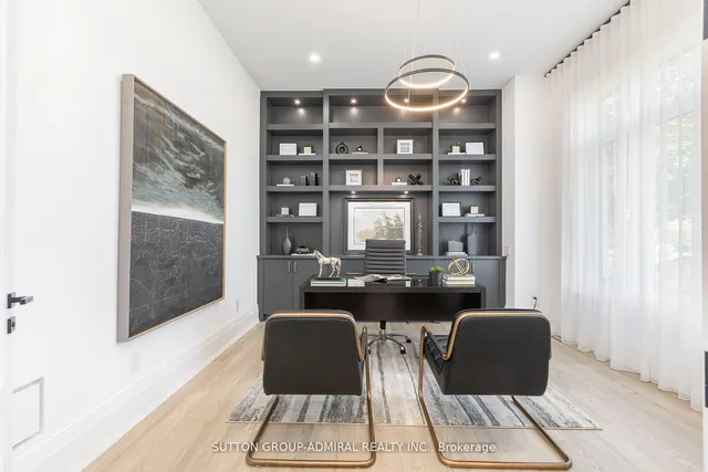 Additional image 4 of 125 Regina Ave