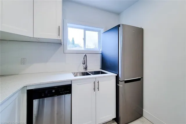 Additional image 23 of 29 New St