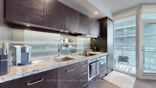 Additional image 23 of 45 Charles St Unit 2912