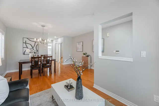 Additional image 11 of 19 VALLEYPARK Cres