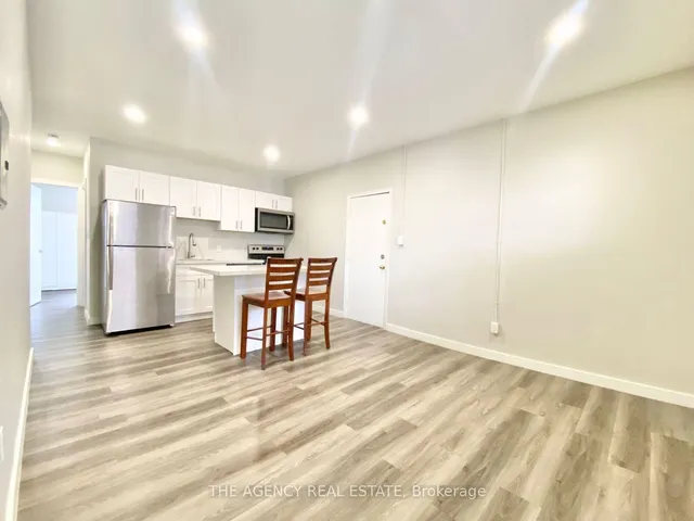 Additional image 4 of 983 Barton St