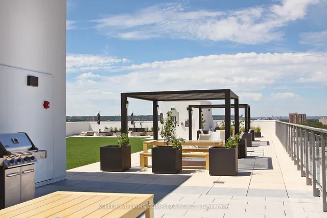 Additional image 46 of 121 # 8 Highway Unit 106