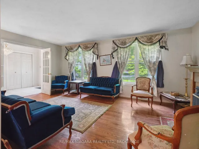 Additional image 8 of 10 Beverly Glen Dr