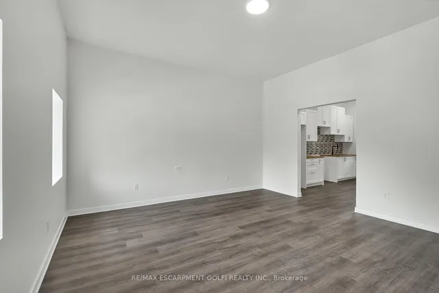 Additional image 8 of 111 WELLINGTON St