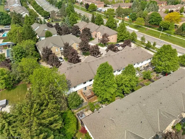 Additional image 34 of 31 Moss Blvd Unit 26