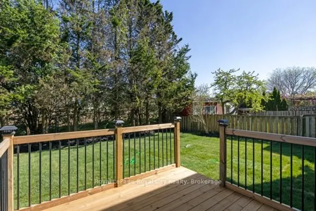 Additional image 22 of 92 Scenic Wood Cres