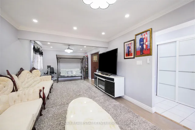 Additional image 10 of 34 SKYVIEW Dr