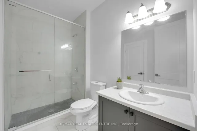 Additional image 31 of 554 Bridgemill Cres