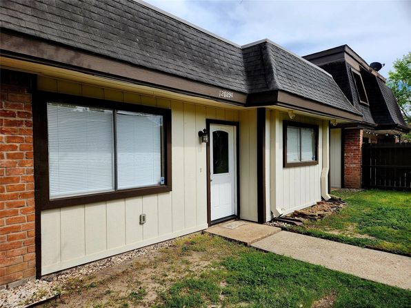12029 Greenwood Forest Dr, Houston, TX 77066