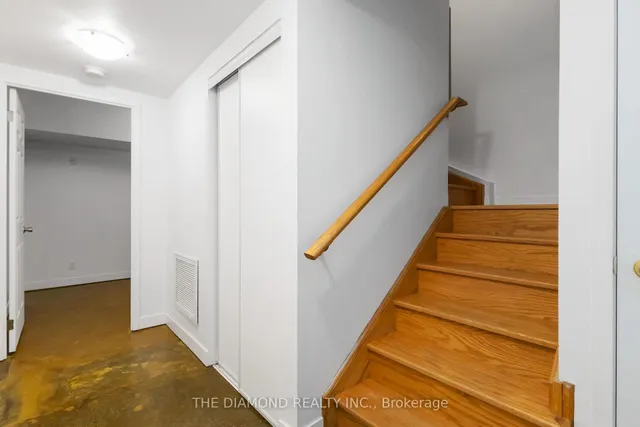 Additional image 11 of 201 Carlaw Ave Unit 255