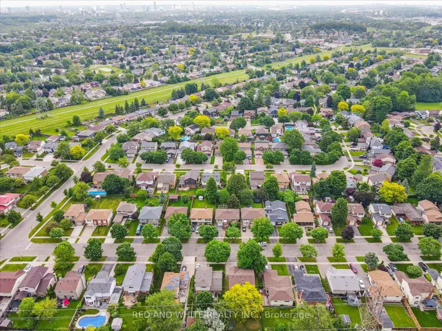 Additional image 29 of 27 Sugar Maple St