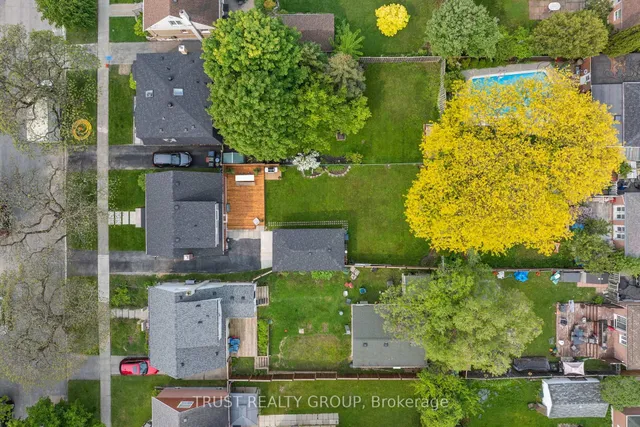 Additional image 3 of 14 Dorine Cres