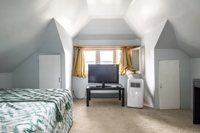 Additional image 32 of 115 Province St