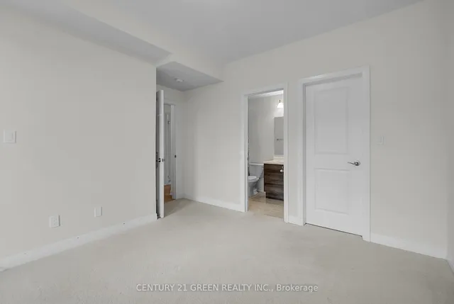 Additional image 14 of 261 Woodbine Ave Unit 32