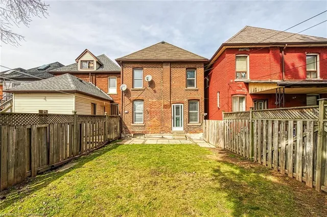 Additional image 30 of 694 Wilson St