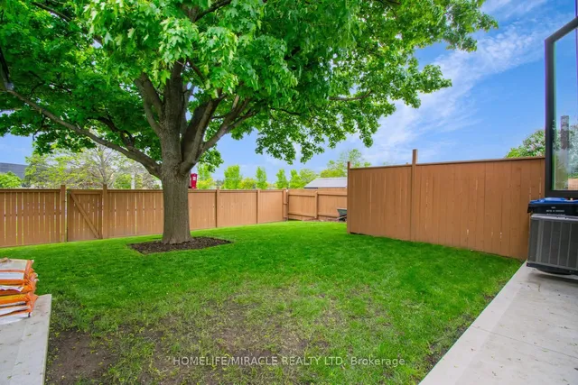 Additional image 48 of 37 Glenora Cres