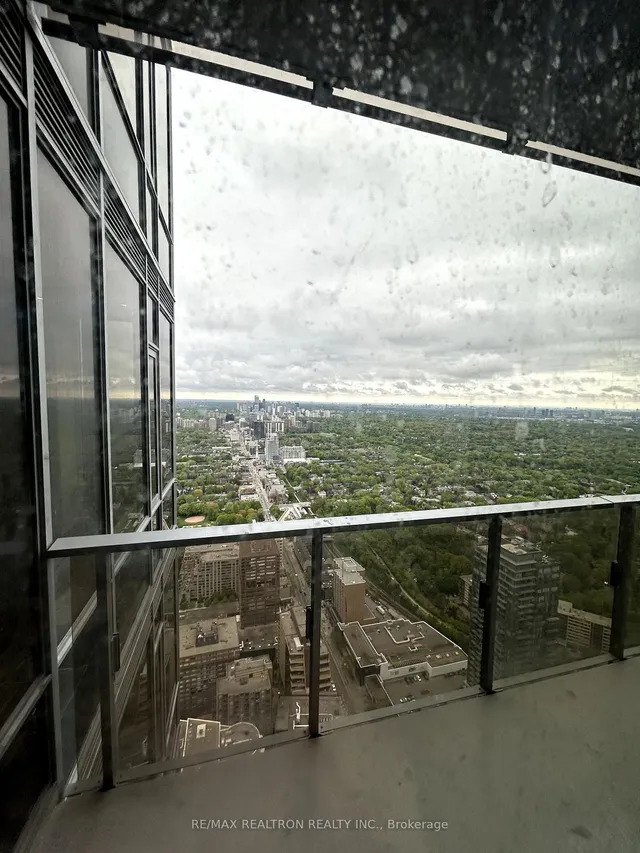 Additional image 19 of 11 Yorkville Ave Unit 5804