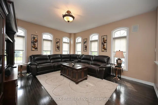 Additional image 10 of 596 Holland Hts