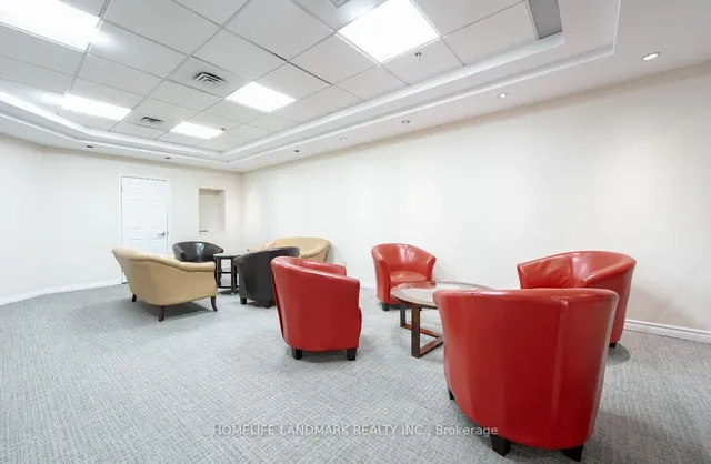 Additional image 4 of 1001 Bay St Unit 2616