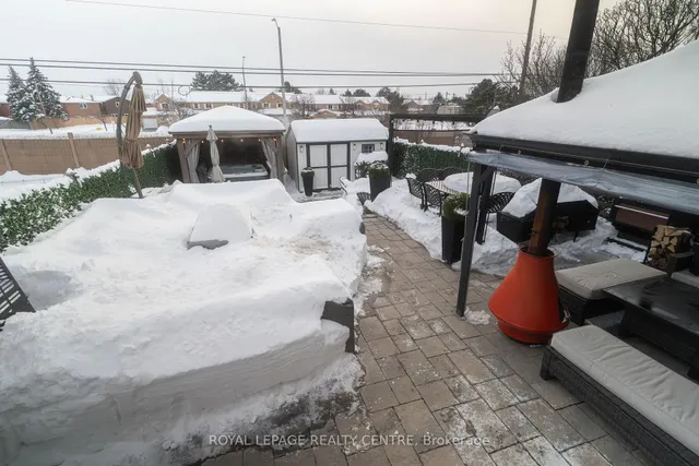 Additional image 33 of 110 Simmons Blvd