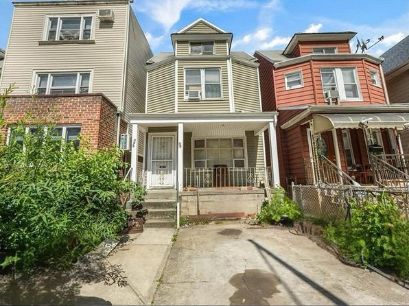 385 E 8th St, Brooklyn, NY 11218