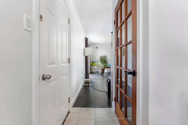 Additional image 28 of 8 Heatherside Crt