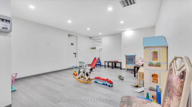 Additional image 37 of 10 Stonehill Crt Unit 307