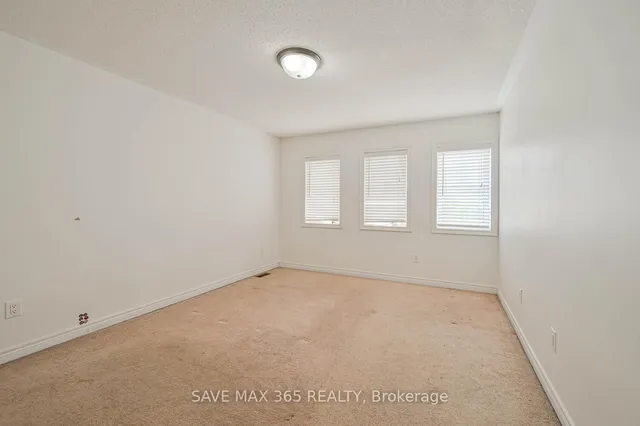 Additional image 39 of 330 Giddings Cres