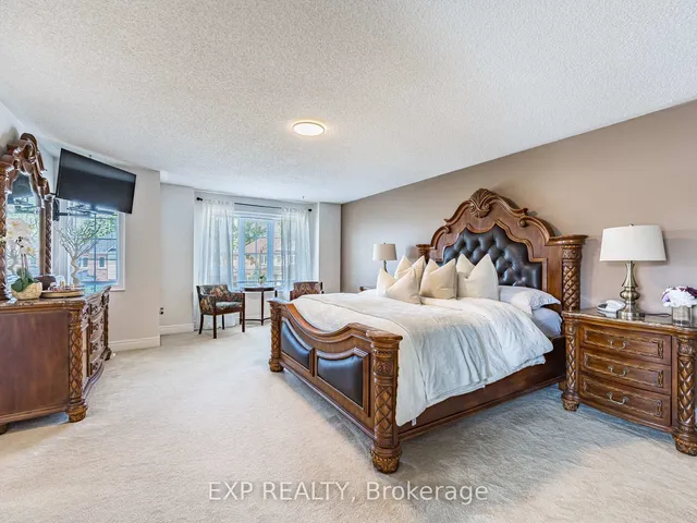 Additional image 18 of 1082 Knotty Pine Grve