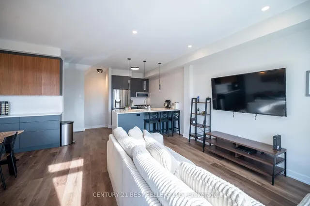 Additional image 18 of 590 North Service Rd Unit 66