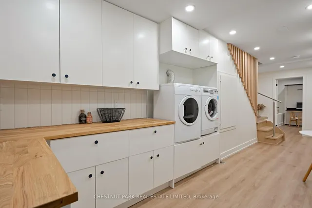 Additional image 37 of 26 Pape Ave