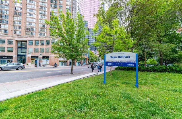 Additional image 23 of 1001 Bay St Unit 2616