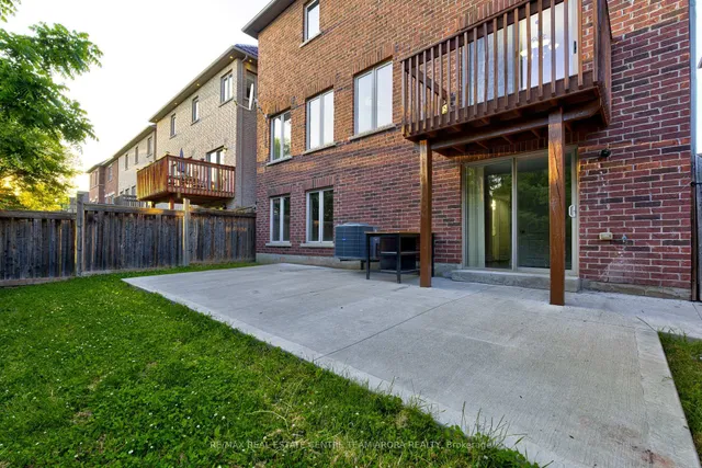 Additional image 44 of 42 Arrowpoint Dr