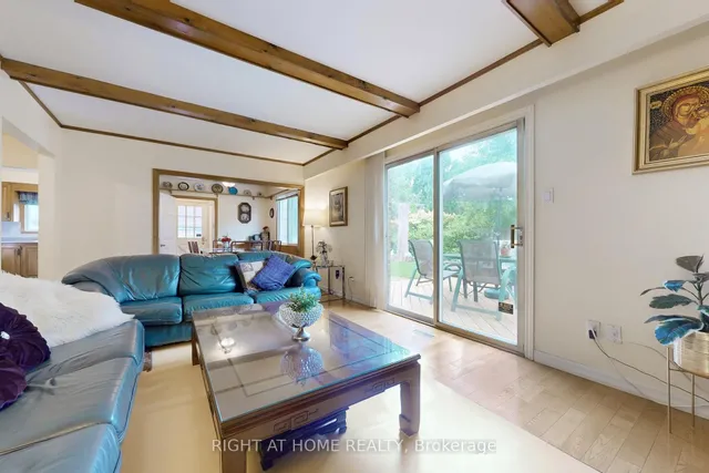 Additional image 12 of 1924 Steepbank Cres