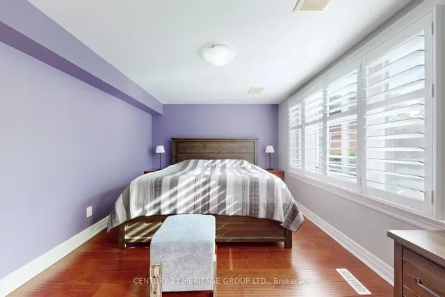 Additional image 25 of 16 Marblehead Rd