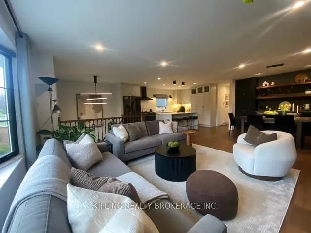 Additional image 13 of 923 Daryl Dr