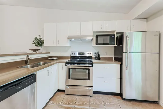 Additional image 20 of 4025 Kilmer Dr Unit 407