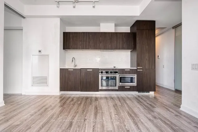 Additional image 15 of 50 Charles St Unit 1415