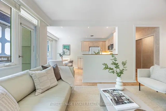 Additional image 18 of 21 Benlamond Ave Unit 4