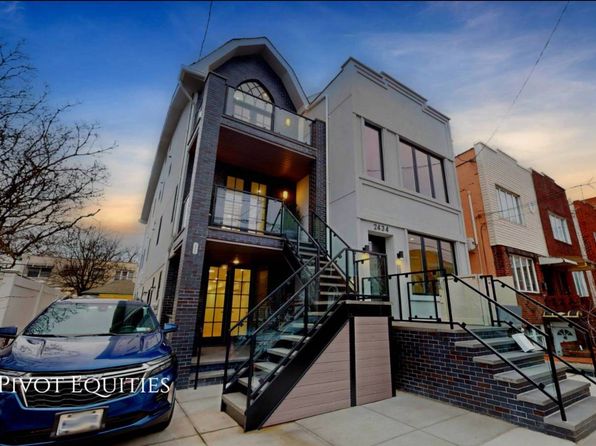 2436 E 2nd St, Brooklyn, NY 11223