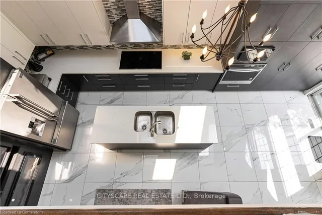 Additional image 13 of 34 Mercer Dr