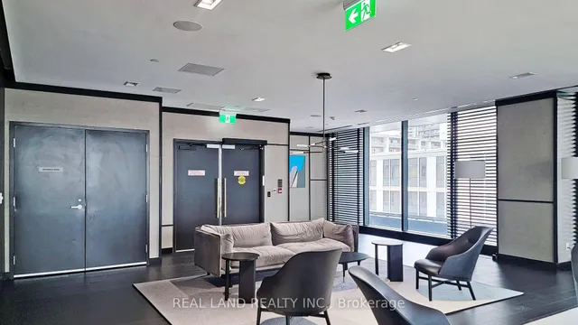 Additional image 46 of 501 Yonge St Unit 4901