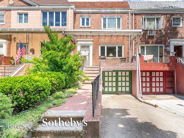 105-39 65th Rd, Flushing, NY 11375