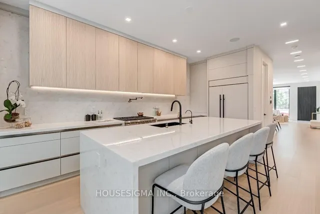 Additional image 16 of 188 Duplex Ave