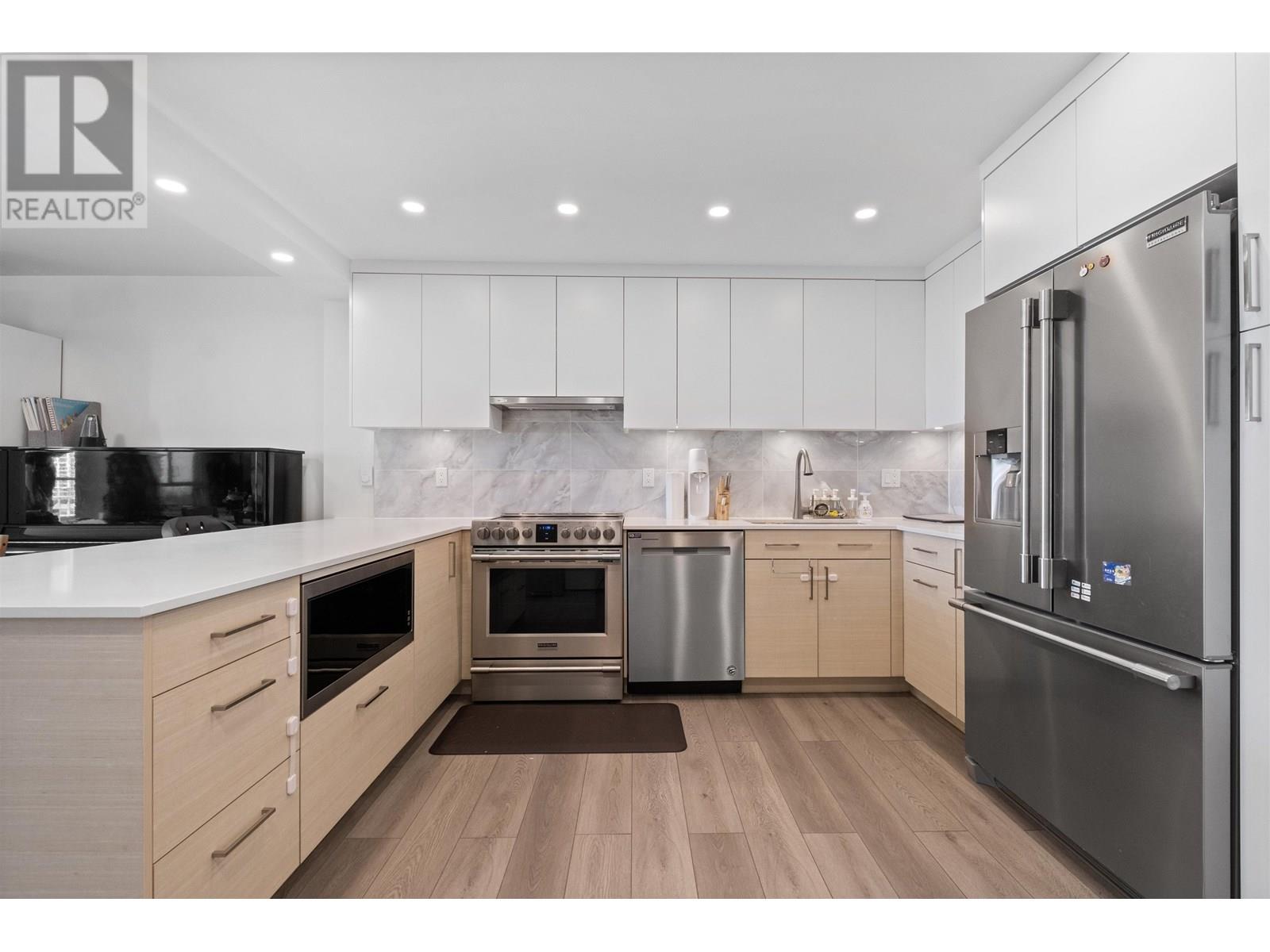 1404 4350 BERESFORD STREET|Burnaby, British Columbia V5H4K9