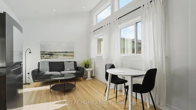 Additional image 16 of 45 Bond St