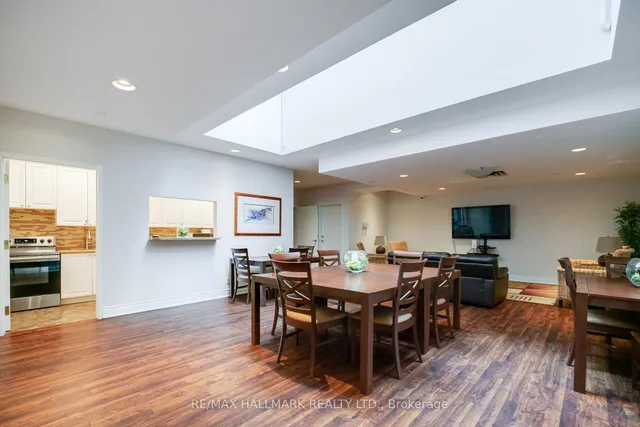 Additional image 19 of 980 Yonge St Unit 706